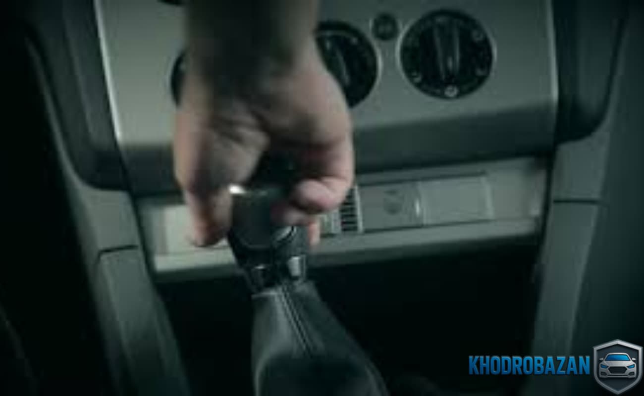 نکات کلیدی برای مشاهده و تحلیل فیلم جهت شناسی فرمان در دنده عقب