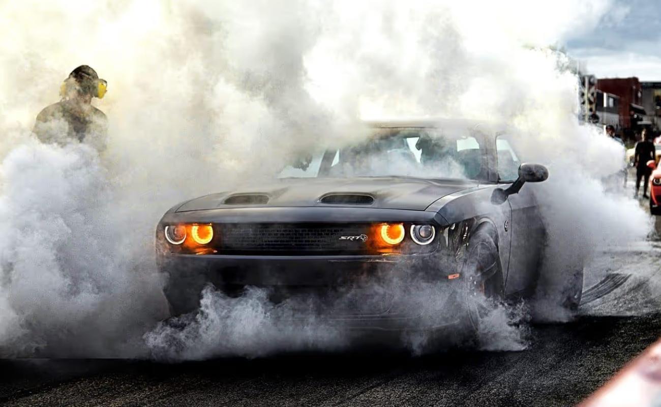 قدرت موتور و شتاب دوج چلنجر هلکت ردآی در رانندگی واقعی