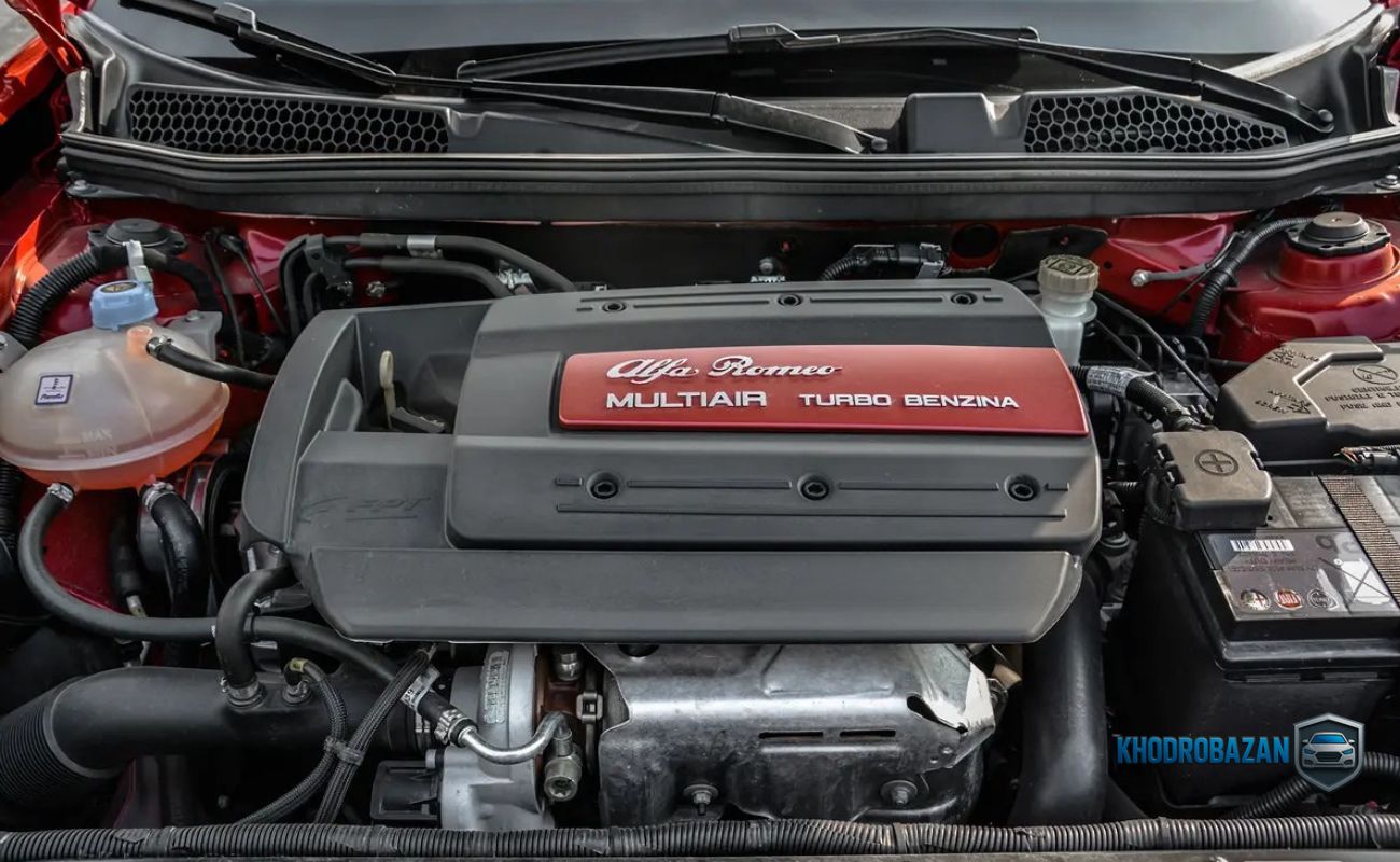 مشخصات آلفارومئو جولیتا مقایسه با 3 خودرو هم رده در بخش فنی و عملکرد موتور